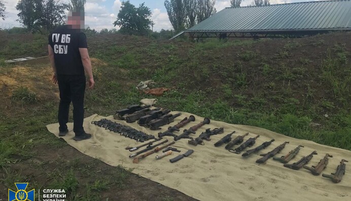 СБУ разоблачила военных на краже оружия: что пытались вывезти