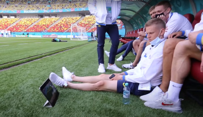 Финны - нормальные пацаны: как игроки сборной Украины смотрели матч России на Евро-2020, видео