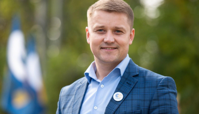 Угрожал выселить ромов: в полиции открыли дело на мэра крупного областного центра