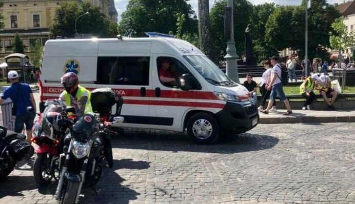 У Львові на півмарафоні сталася трагедія з молодим хлопцем: відео