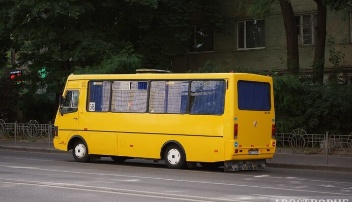 В Харькове на ходу загорелась маршрутка: в салоне были пассажиры