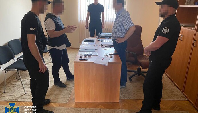 На Закарпатті підрядники серйозно 