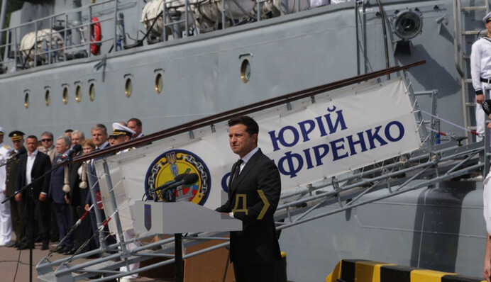 Зеленский в Одессе поздравил моряков с праздником: фото и видео торжественной церемонии