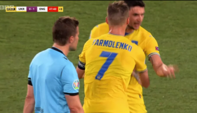 В Англии раскритиковали поступок капитана сборной Украины в матче Евро-2020: видео