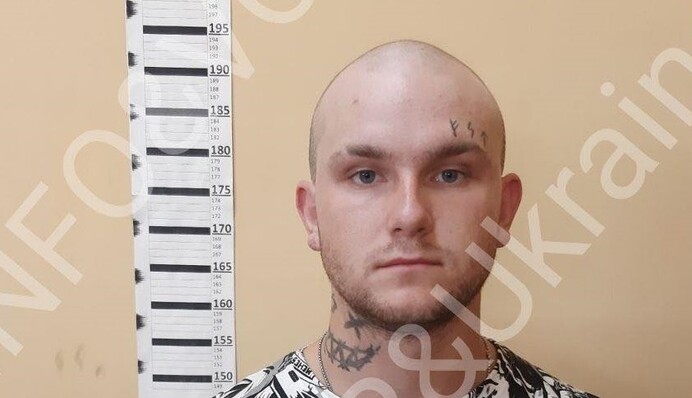 Використовував спеціальну сумку: в Києві затримали викрадача елітного алкоголю, фото