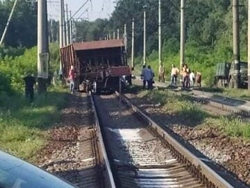 Під Києвом сталася надзвичайна подія на залізниці: список і час затримки поїздів