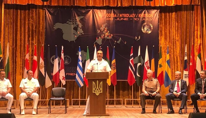 Учения Sea Breeze-2021 в Черном море завершились, первый корабль-участник отправился на родину: фото и видео