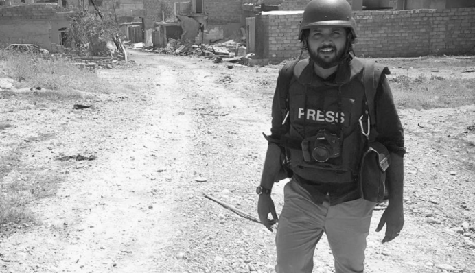 Проработал несколько дней: в Афганистане убили известного фотографа, получившего Пулитцера