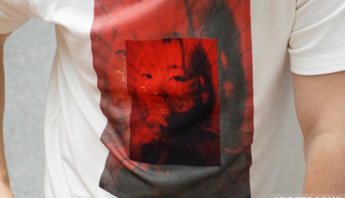 ​"Слуга народа" пожаловал в парламент в майке модного бренда: фото