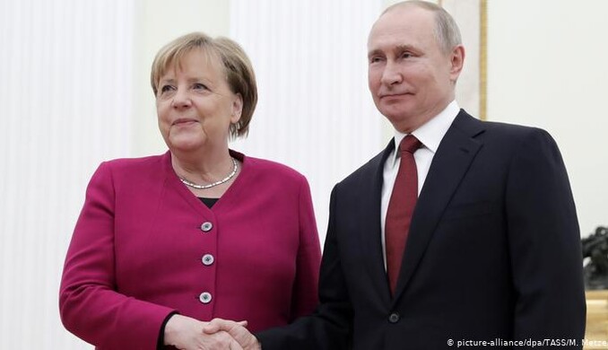 Меркель поговорила з Путіним про Nord Stream 2 і Україну: подробиці розмови