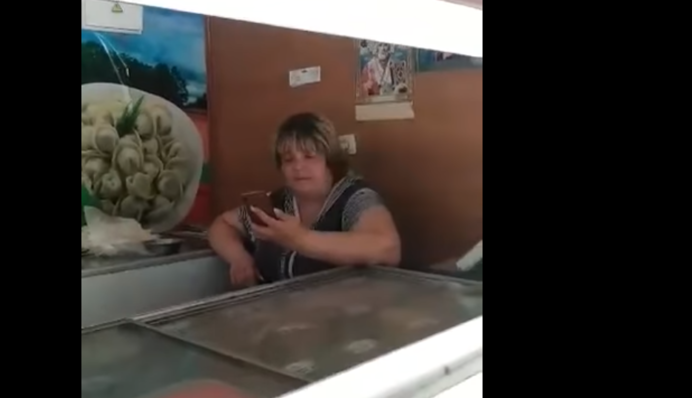​В Харькове продавец жестко поплатилась за свою нелюбовь к украинскому языку: видео