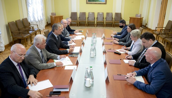 На Банковой активно готовят визит Зеленского в США: будут подписаны три важных документа