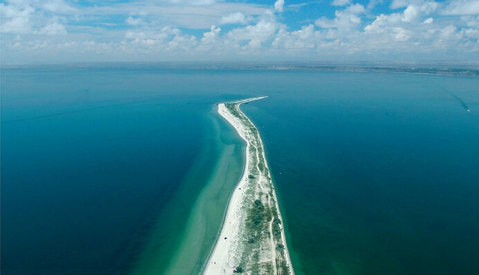 От 100 грн в сутки: цены и как добраться на уникальный черноморский курорт