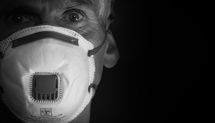 Головний інфекціоніст про спалах COVID-19 в США: 