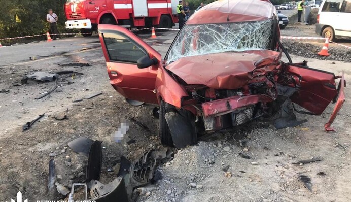 Под Хмельницком коп устроил ДТП, где погибли родители с ребенком: ему грозит внушительный срок