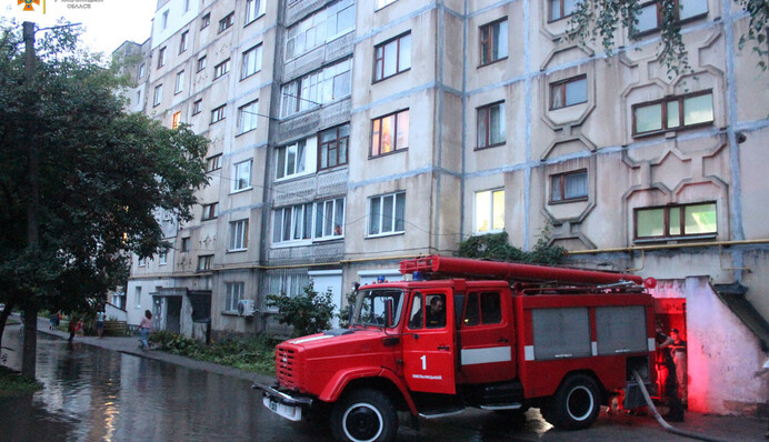 Откачали тысячи кубов воды: в Хмельницком ликвидируют последствия непогоды