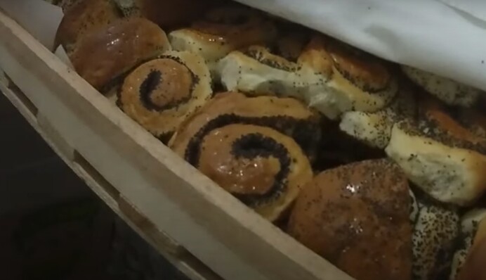 На українському топ-курорті дітей годували продуктами з 