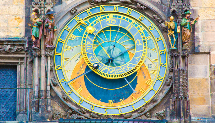 Дівам зірки обіцяють удачу, а Терезам - сімейні сварки: гороскоп для всіх знаків Зодіаку