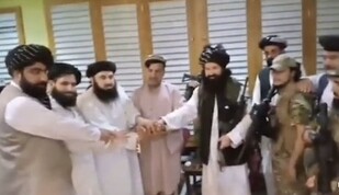 Решил сохранить бизнес: брат беглого президента Афганистана присягнул талибам, фото