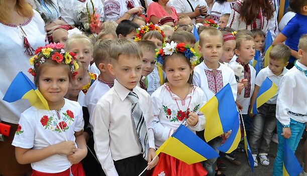 Как избежать вспышки COVID-19 в школах: Минздрав дал рекомендации на 1 сентября