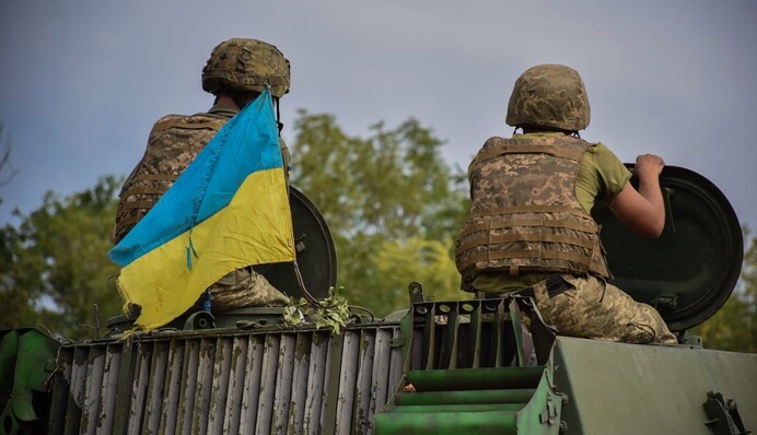 ЗСУ провели масштабні навчання на півдні України: видовищне відео