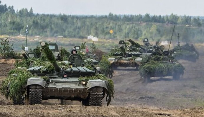 Лукашенко досвід Криму врахував: чим загрожують Білорусі спільні військові навчання з Росією