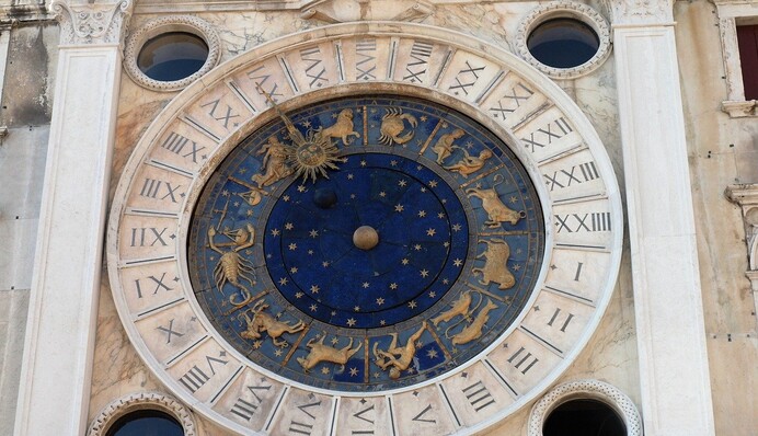 Может заставить плакать и страдать - астрологи назвали самый худший знак Зодиака