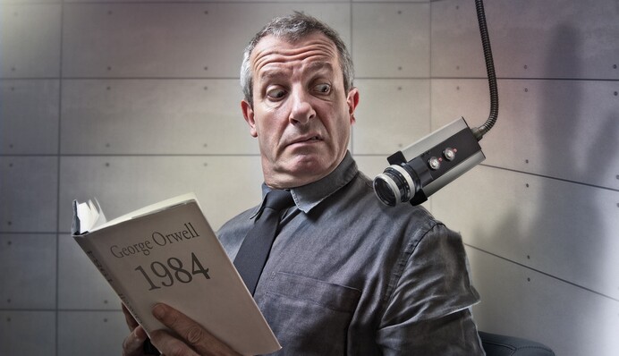 Забудьте о Большом брате: ироничный гороскоп на 10 сентября