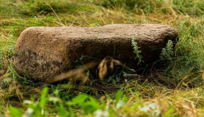 У Дніпрі знайшли найдавнішу кам'яну бабу - їй 4 тисячі років: фото