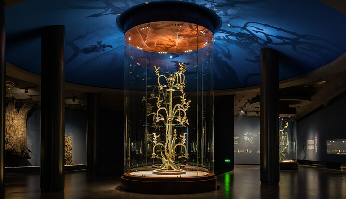 Археологи розкопали священне бронзове дерево, якому понад 3 тисячі років: фото і відео