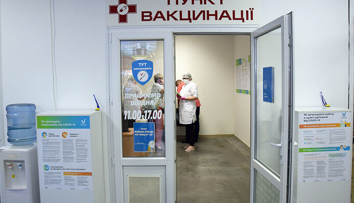 В Украине больше 1200 новых случаев COVID-19 за сутки: статистика на 13 сентября