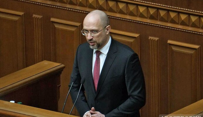 В Україні варто дозволити подвійне громадянство, але є одне 