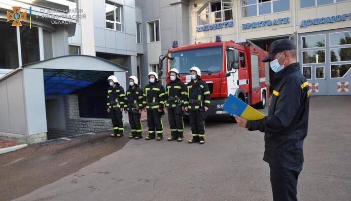 З сиреною і маячками: в Кропивницькому рятувальники і поліція влаштували перевірку водіям