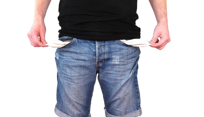 Окажутся на грани финансового краха - два знака Зодиака ждет беда в ближайшее время