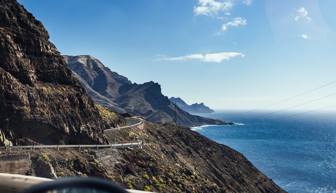 Хотіла повторити подвиг друга: в Іспанії трагічно загинули двоє людей