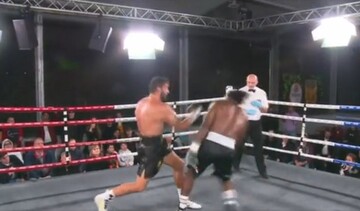 Убивчий аперкот: "Баварський снайпер" жорстко нокаутував "Чорного мексиканця", відео