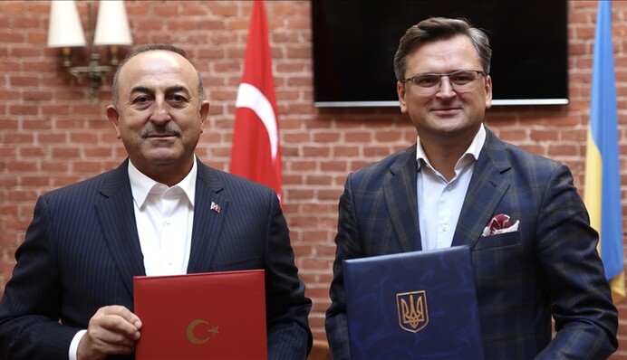 Рухаємося в НАТО короткими кроками: Україна хоче створити малий альянс з Туреччиною