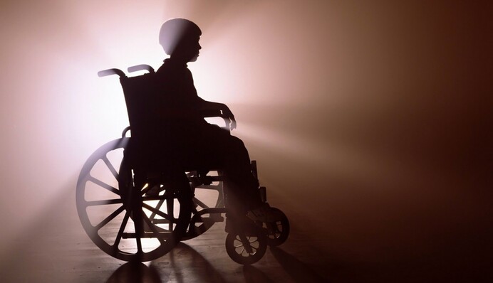 Спалах поліомієліту в Україні: головні симптоми хвороби і ускладнення