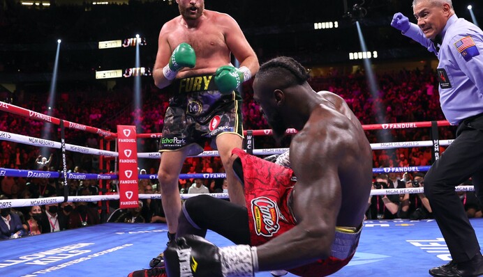 Фьюри - Уайлдер: лучшие моменты боя, видео