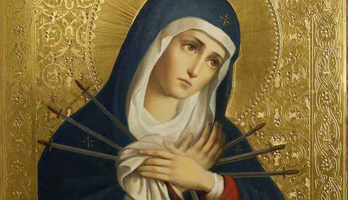 Покров Пресвятої Богородиці: історія свята, традиції та прикмети