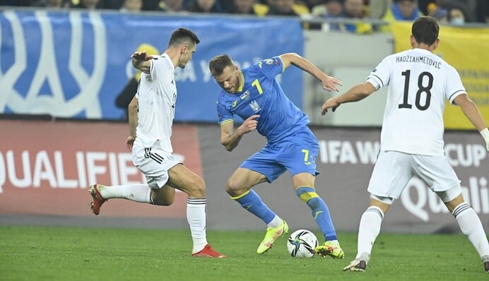 Дякуємо за валідол: реакція уболівальників на битву Україна - Боснія і Герцеговина