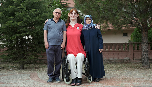 Її зросту позаздрять баскетболісти: туркеня встановила світовий рекорд