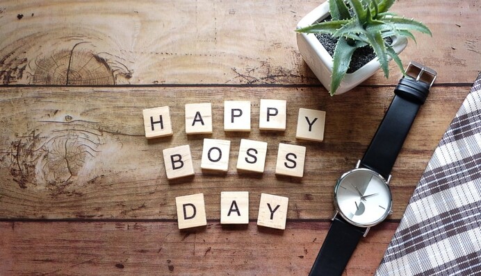С Днем Босса! Красивые открытки и поздравления в стихах