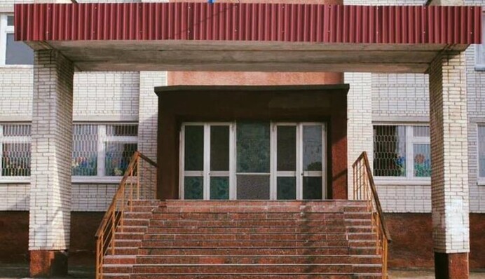 У Дніпрі вчителька молодших класів розпивала горілку прямо в школі: подробиці скандалу