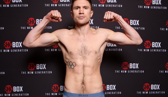 Непобежденный украинский боксер эффектно забил венесуэльца: видео нокаута