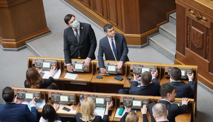 Свавілля з законом проти олігархів триває: як "слуги народу" можуть вийти з ситуації