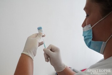 Українців хочуть вакцинувати проти COVID-19 щорічно: МОЗ назвав серйозну причину