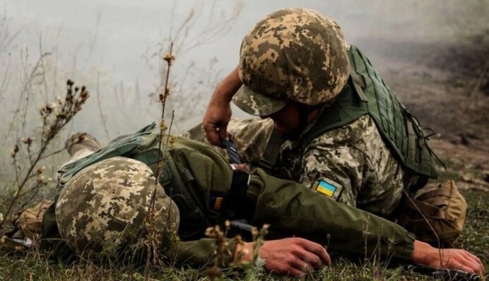 На Донбасі поранили українського захисника: де атакував ворог