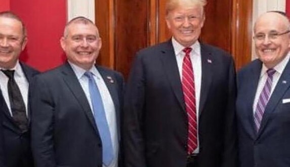 Отримували гроші від росіянина: вихідці з України визнані в США винними в справі про вибори