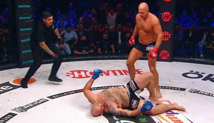 Емельяненко - Джонсон: видео нокаута